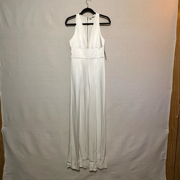 NWT Alice and Olivia Myrtle Plunging Wide Leg Jumpsuit - size 4 - Picture 3 of 6